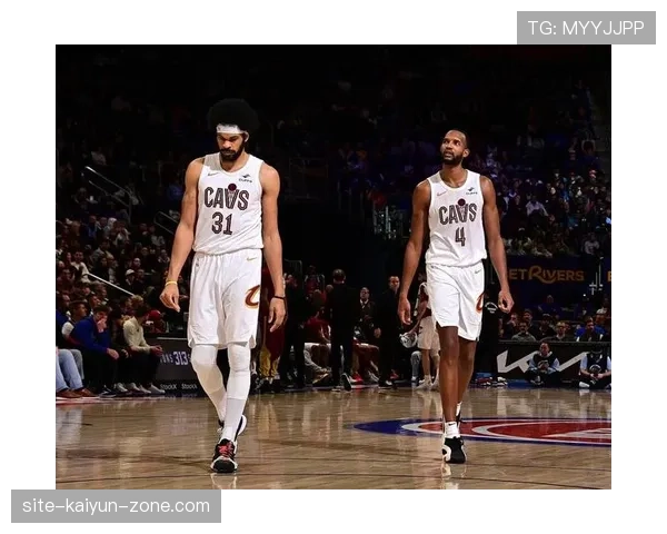 埃文·莫布里突破扩大内线威胁 打造骑士防守核心