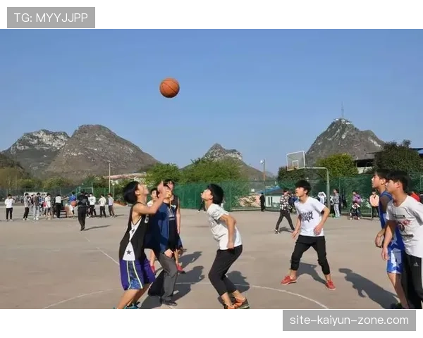 篮球暂停时间限制的规定：如何合理安排比赛暂停