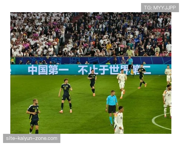 维尔茨与穆西亚拉：同代新星的成长路径差异与核心价值解析